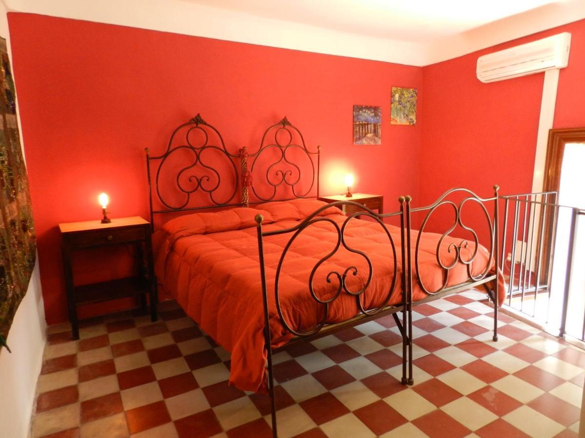 Bed and Breakfast Antico Palazzo Affitti Brevi à Piazza Armerina Extérieur photo