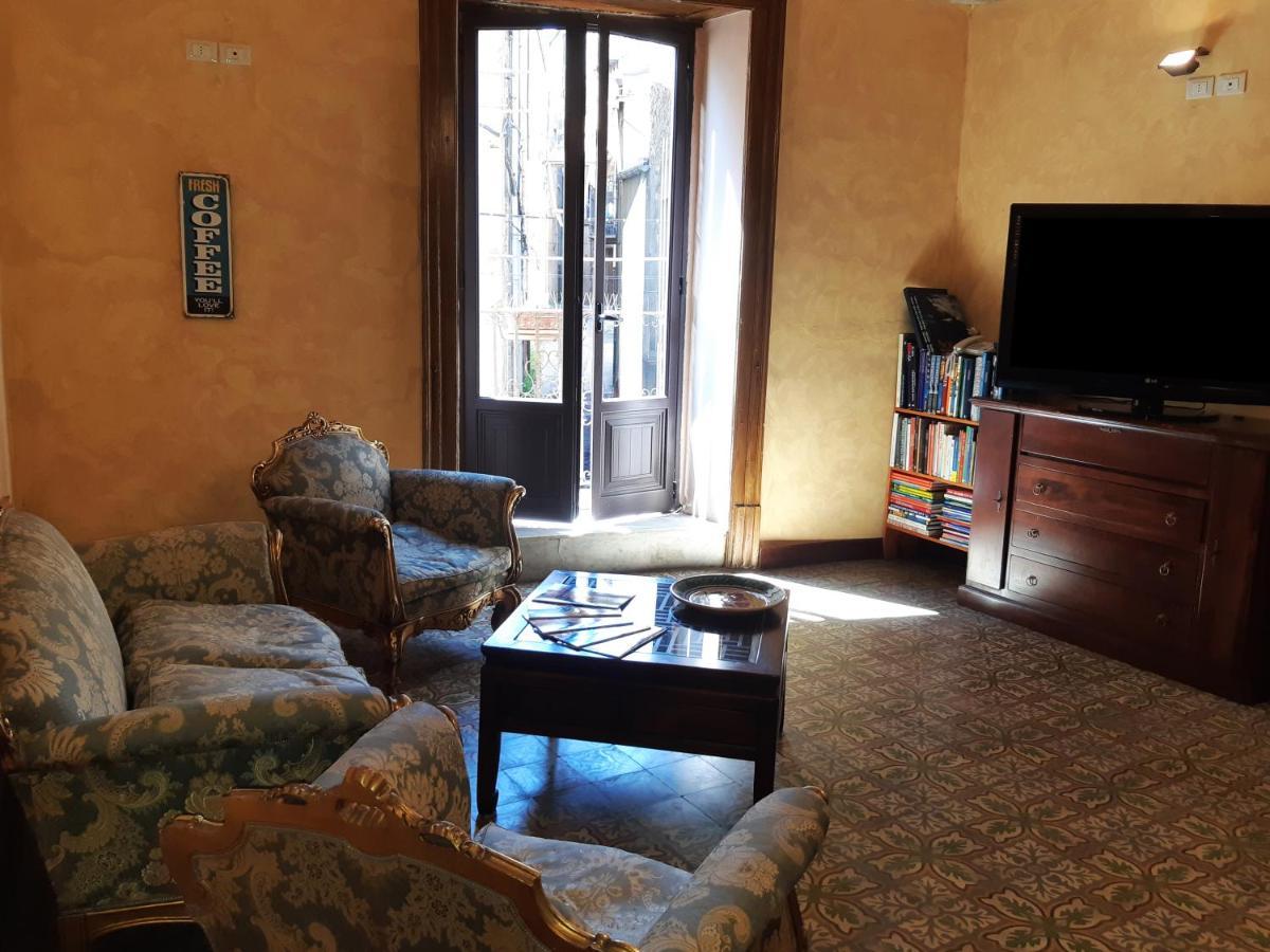 Bed and Breakfast Antico Palazzo Affitti Brevi à Piazza Armerina Extérieur photo